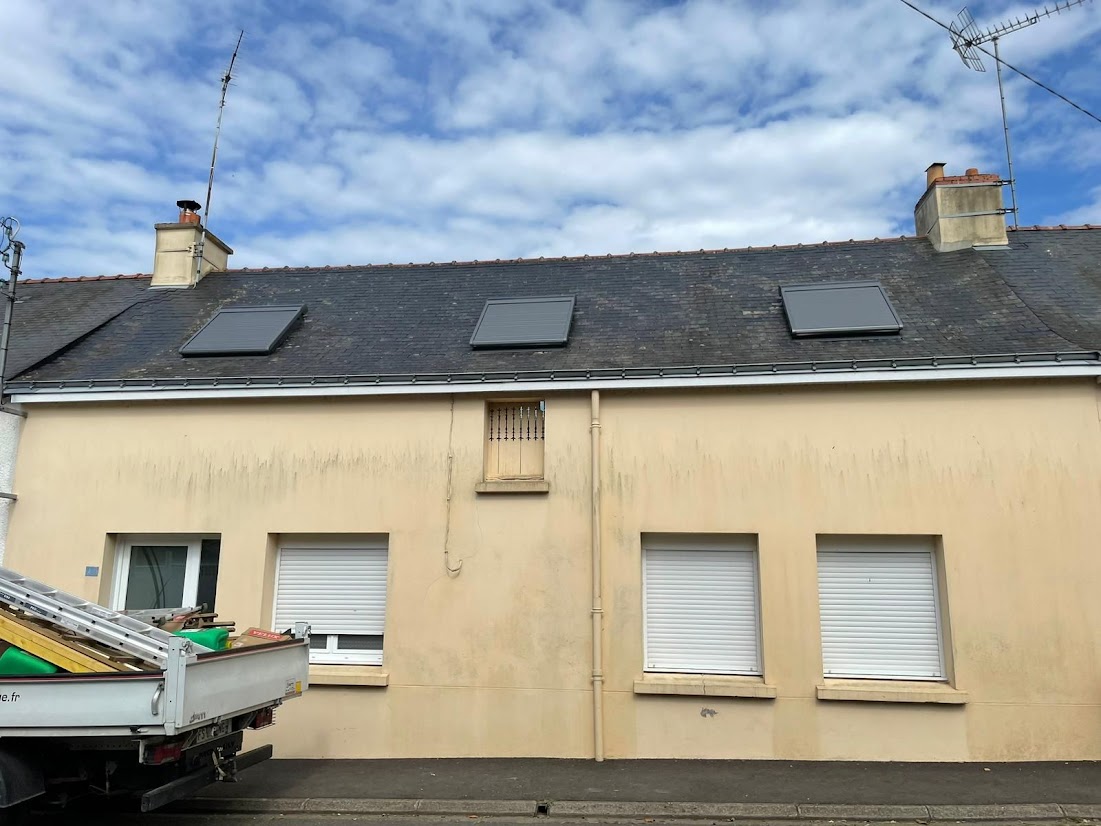 Création et pose de Velux à Couffé – Bourgeois Couverture, votre expert local